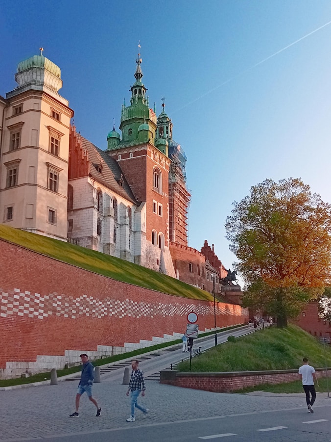 Monuments - category in NextOnTrip app